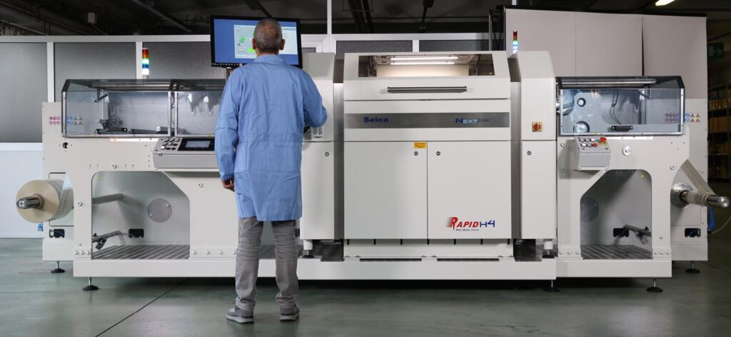 Flex-operatore - Automatic Test Equipment | Seica Spa